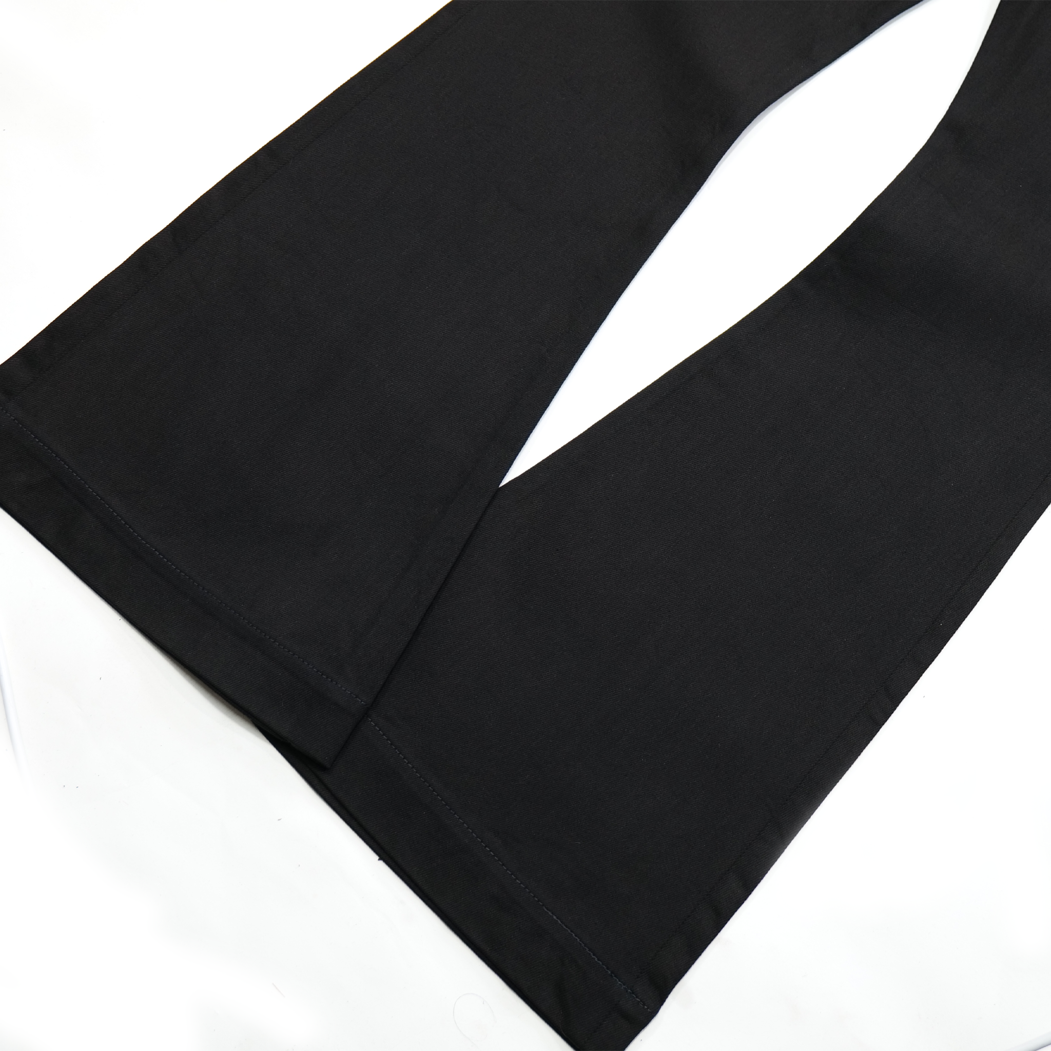 SNEPTED FLARED JEANS