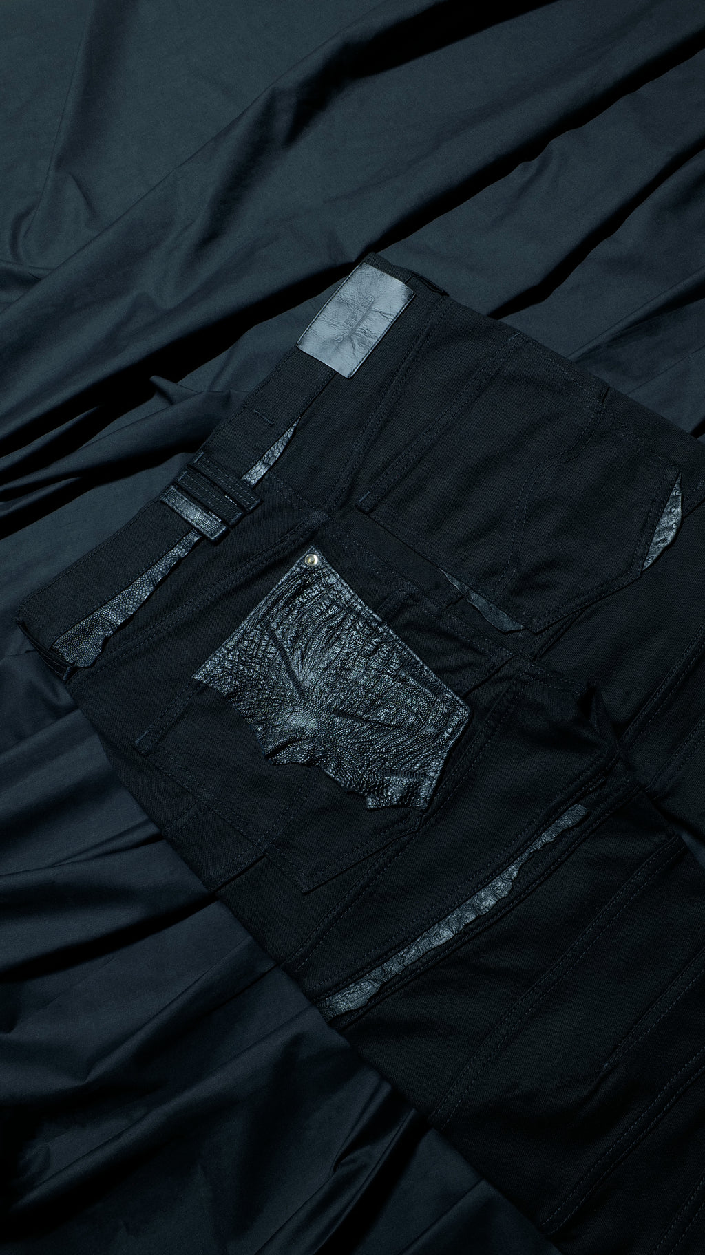 SNEPTED OSTRICH DENIM