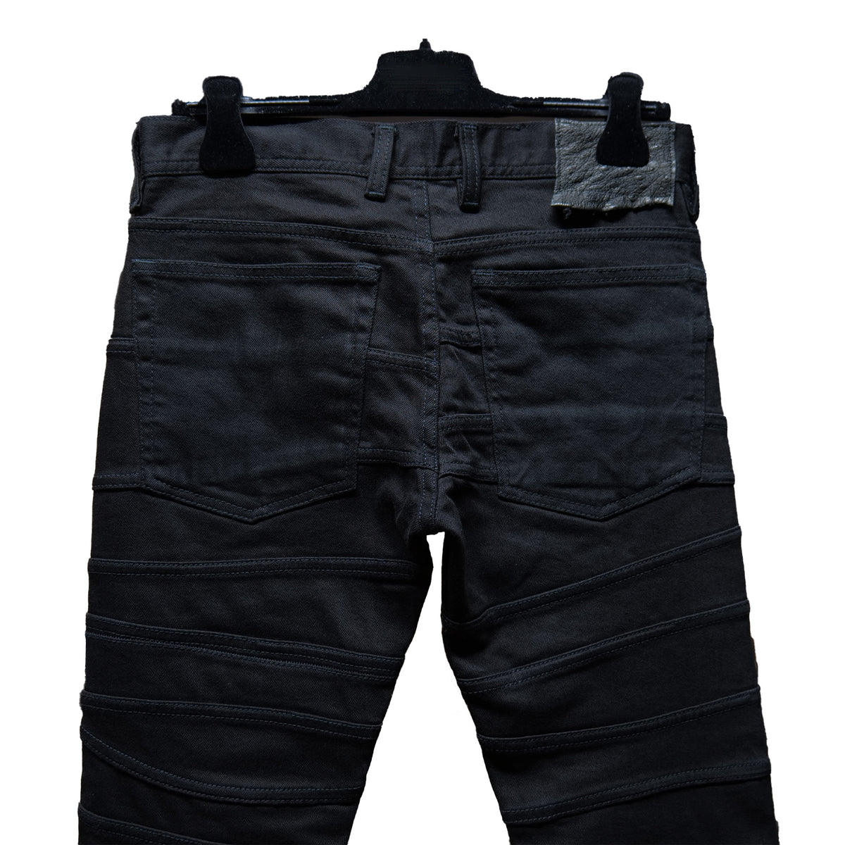 FLAT FELLED SEAMS SNEPTED DENIM