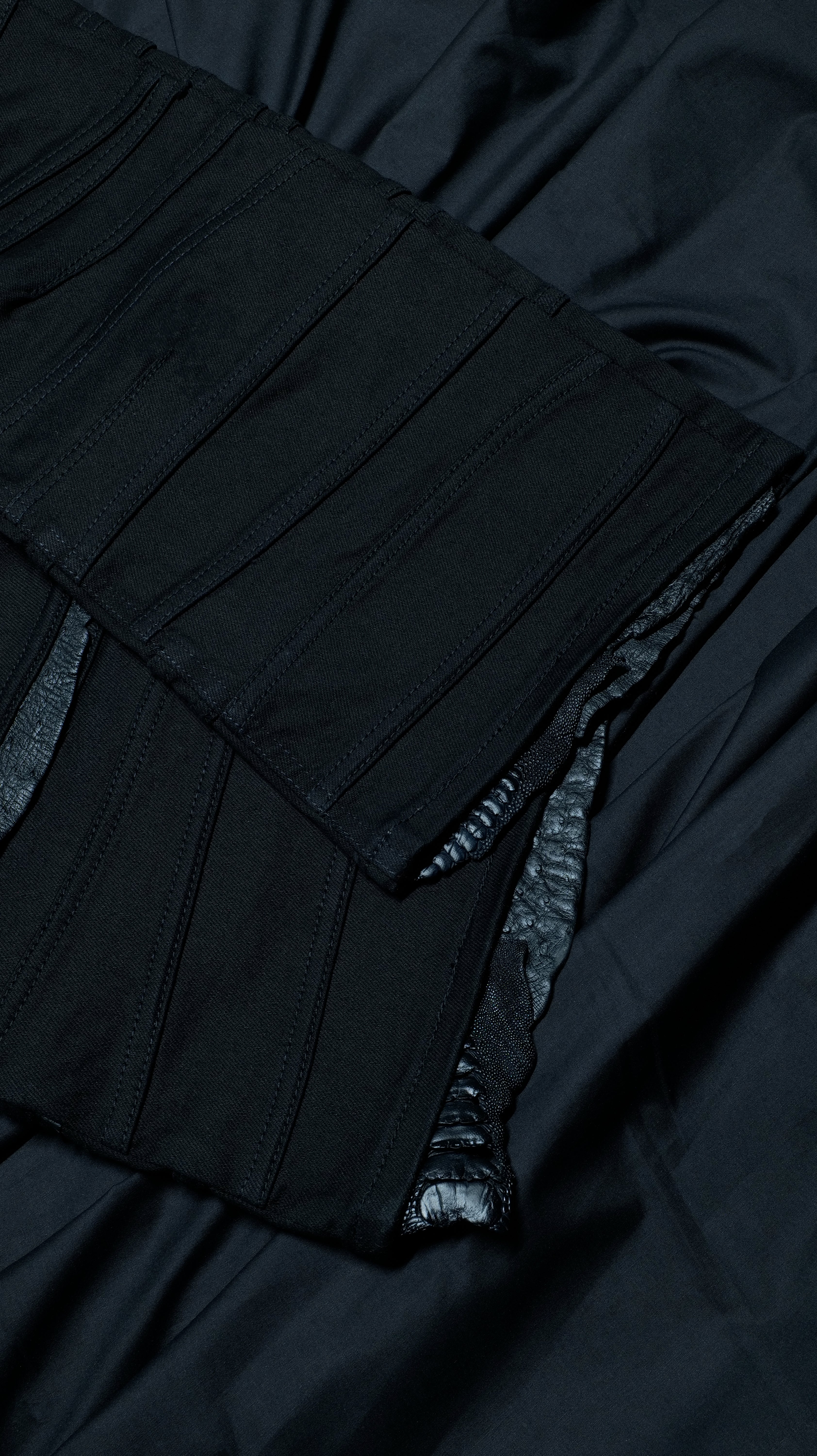 SNEPTED OSTRICH DENIM